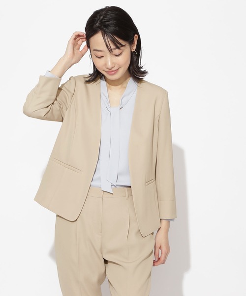 【美品】NATURAL BEAUTY BASIC ジャケット　ベージュ　M ナチュラルビューティーベーシック】ノーカラージャケット M ベージュ