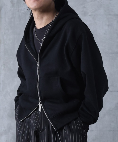 Confirm（コンファーム） パーカー AW サムホール フルジップフーディ