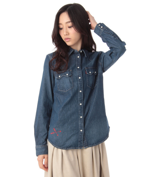ブラウス シャツ Levi's ソートゥース刺しゅうウエスタンシャツ レディース