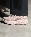 hoka スニーカー W BONDI 7 11...の詳細画像1