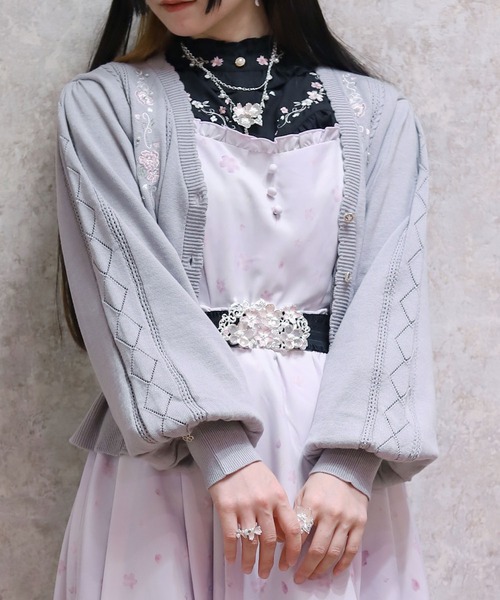 axes femme（アクシーズ ファム） カーディガン 桜刺繍ニット