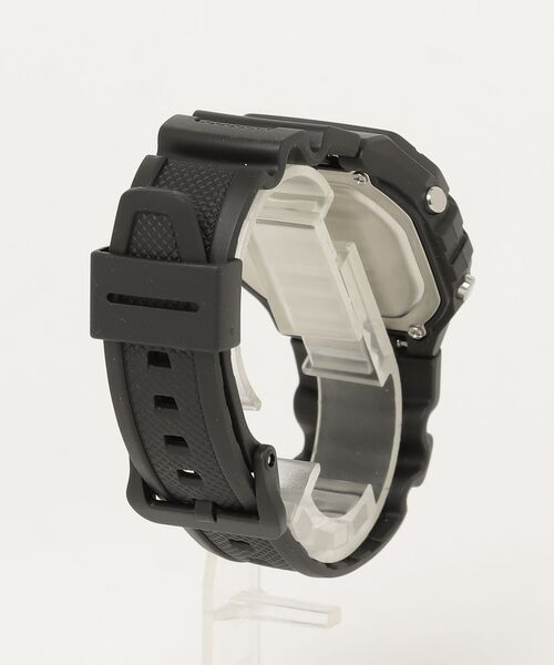 「CASIO」 デジタル腕時計 - ブラック メンズ_画像2