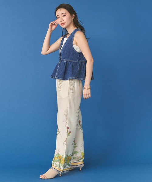 ワイドパンツ パンツ プリントローンボタニカルワイドパンツ レディースの画像