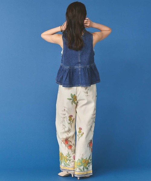 ワイドパンツ パンツ プリントローンボタニカルワイドパンツ レディースの画像