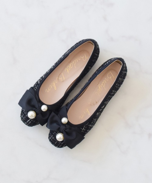 パンプス 「Bridget Birkin」ビッグパールリボンフラットシューズ(541528)