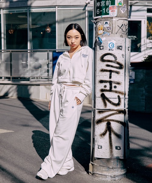 専用 roBa ホワイト ROXY（ロキシー） ワイドパンツ スウェットパンツ ジャージ SUN