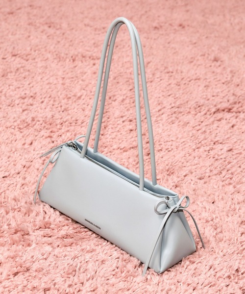 追跡有★Charles&Keith Cyrus バタフライボウショルダーバッグ CHARLES ＆ KEITH ショルダーバッグ バッグ ボウ イロンゲイ