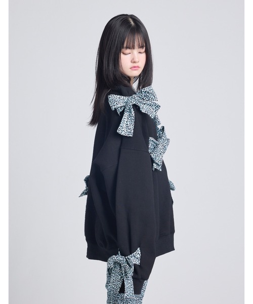 Little sunny biteリトルサニーバイト　リボン付スエットブラック Little sunny bite（リトルサニーバイト） トレーナー スウェット