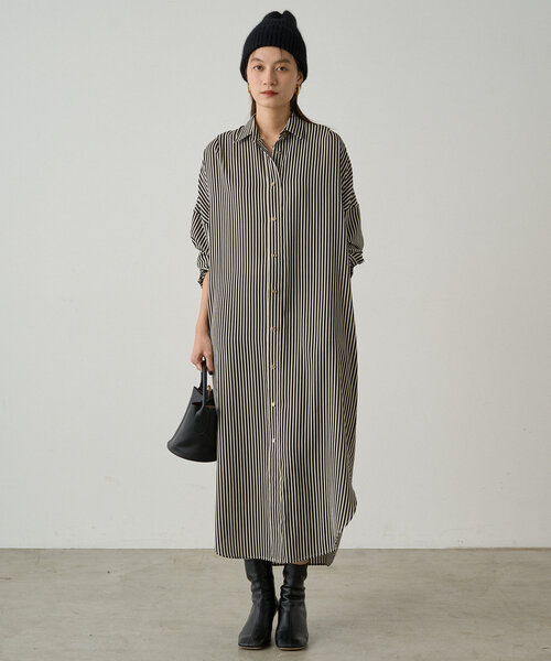 「LOUNGEDRESS」 シャツワンピース FREE ブラック レディースの画像
