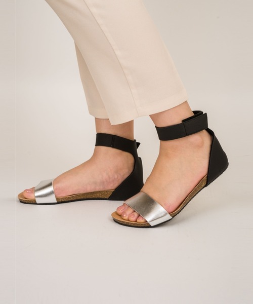 「PLAKTON」 フラットサンダル 37 シルバー×ブラック レディース_画像8