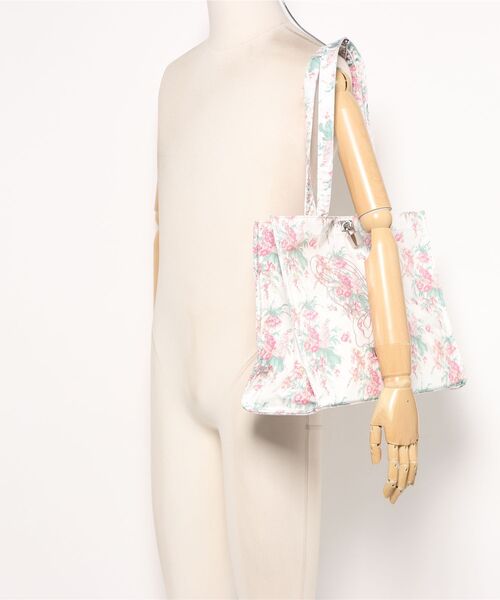 ANNA SUI（アナスイ） トートバッグ 「LILY BROWN×ANNA SUI