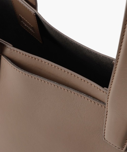 トートバッグ Calma Tote Medium レディース メンズの画像