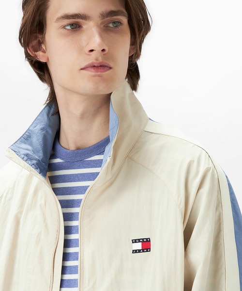 TOMMY JEANS ナイロンジャケット ライトウェイトウィンド