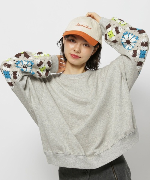 人気商品　✨ニコアンド　クロシェコンビプルオーバー　グレー niko and… トレーナー スウェット クロシェコンビプルオーバー