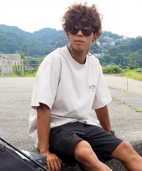 ★送料無料★2024春夏 新品【BILLABONG/ビラボン】【A/Div.】 UTILITY TEE ラッシュガード 水陸両用Tシャツ SAG メンズXL BE011-865 OUTLET】BILLABONG メンズ 【A/Div.】【FOR SAND AND WATER
