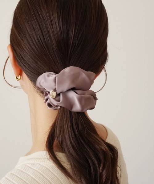 【Ameri】ノベルティ　シュシュ　２個セット AmeriVINTAGE ノベルティ シュシュ2個セット - メルカリ