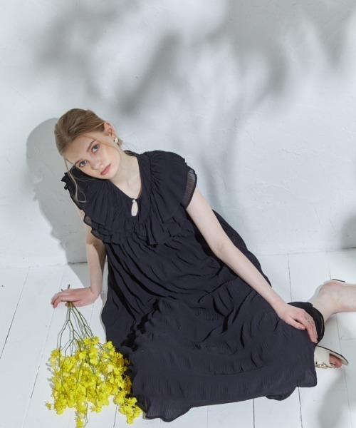 ERADIE（エラディエ） ワンピース Border Pleated Long one-piece