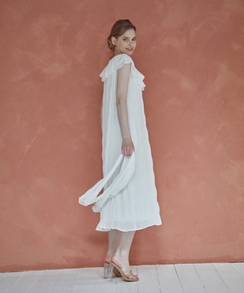 ERADIE（エラディエ） ワンピース Border Pleated Long one-piece