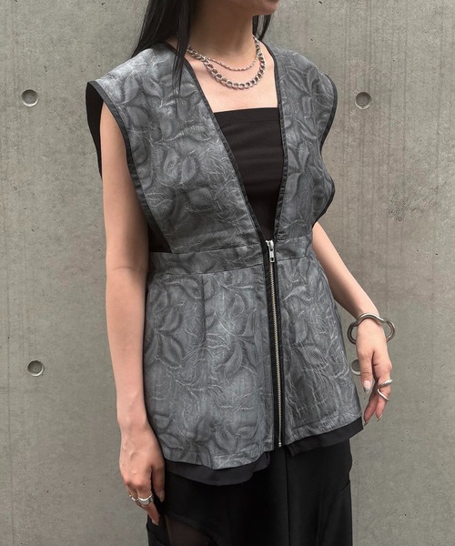 ブラウス シャツ 「＆g'aime」リーフエンボスビスチェ　Leaf-Embossed Bustier レディース &g'aime ブラウス シャツ 「＆g'aime」リーフエンボスビスチェ