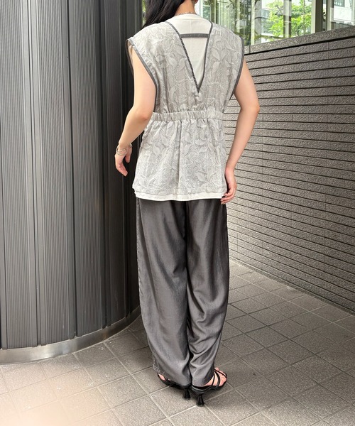 ブラウス シャツ 「＆g'aime」リーフエンボスビスチェ　Leaf-Embossed Bustier レディース &g'aime ブラウス シャツ 「＆g'aime」リーフエンボスビスチェ