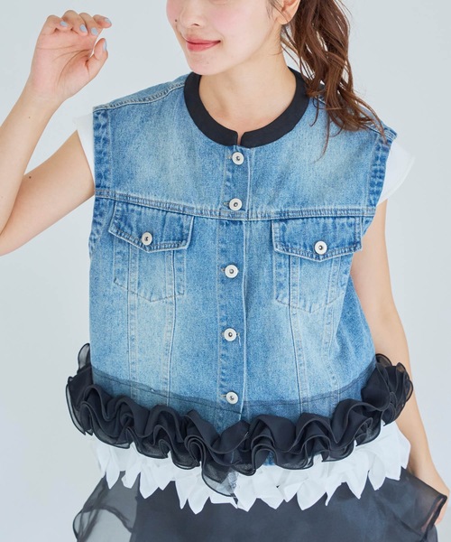 miu miu フリル付きデニムベスト miu miu フリル付きデニムベスト Miu Miu（ミュウミュウ