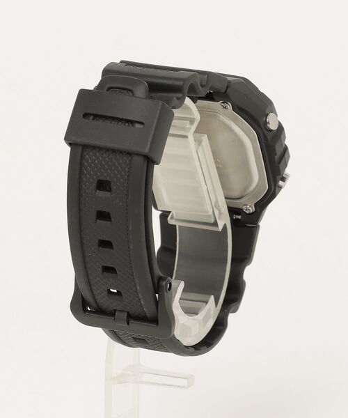 「CASIO」 デジタル腕時計 - ブラック メンズ_画像2