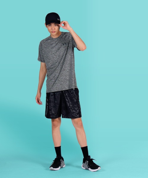 【希少残りわずか】新品　UNDER ARMOUR Tシャツ＆ショートパンツ 野球 アンダーアーマー ウェア ウエア Tシャツ 半袖 ハーフ