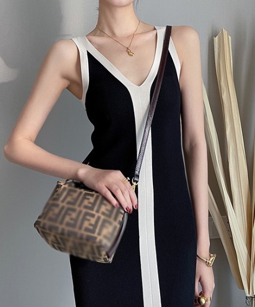 tシャツ Tシャツ Vネックバイカラータンクワンピース レディース  