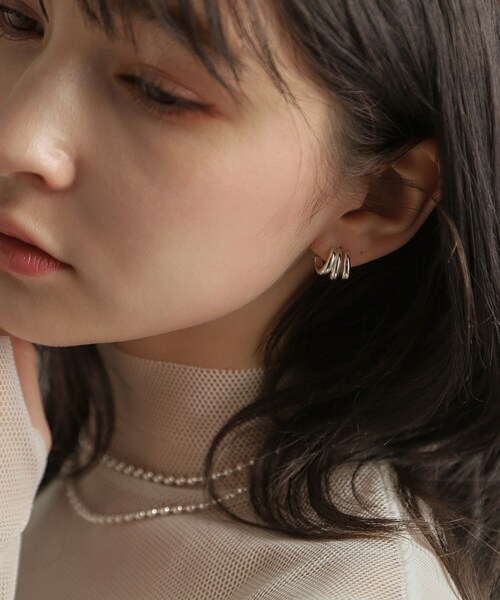 COCOSHNIK ONKITSCH（ココシュニック オンキッチュ） ピアス シルバー