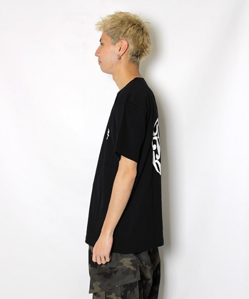 「レッド・アップル」ニュー・ビバリー・シネマ限定Tシャツ（未使用） プーマ（PUMA）（キッズ）ジュニア ミッド 90S AOP 半袖Tシャツ
