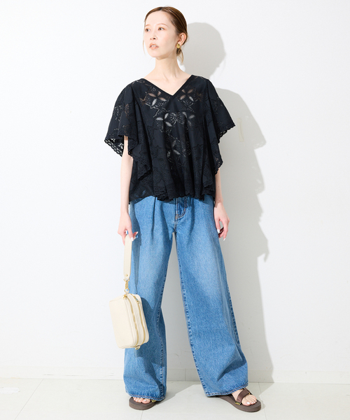SLOBE IENA レースフリルVネックブラウス ブラック 完売品 WEB限定/追加予約》レースフリルVネックブラウス（シャツ