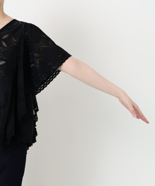 新品　SLOBE IENA レースフリルVネックブラウス　ブラック SLOBE IENA ブラウス シャツ レースフリルVネックブラウス