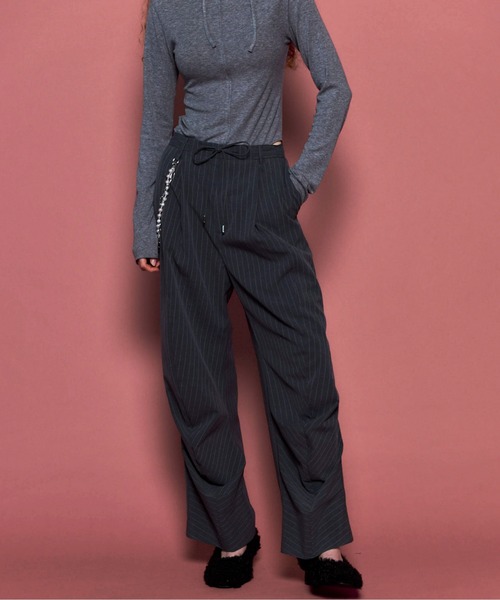 MAISON SPECIAL スラックス パンツ With Chain Belt Draped Hem