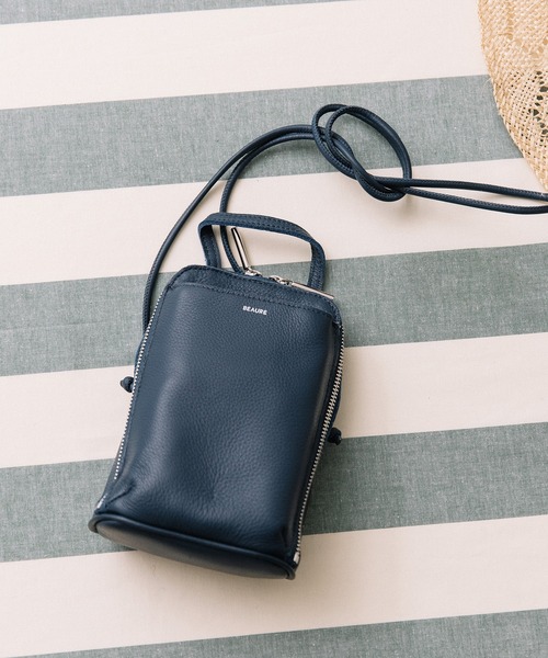 2点セット　BEAURE 本革バッグ　ブラック シルバー ショルダーバッグ Beau're（ヴュレ） ショルダーバッグ バッグ BEAURE New ブガッティ型