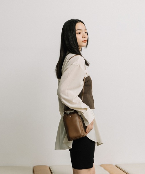Beau're（ヴュレ） ショルダーバッグ バッグ BEAURE New ブガッティ型
