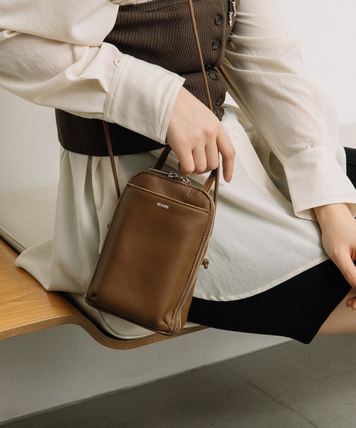 Beau're（ヴュレ） ショルダーバッグ バッグ BEAURE New ブガッティ型