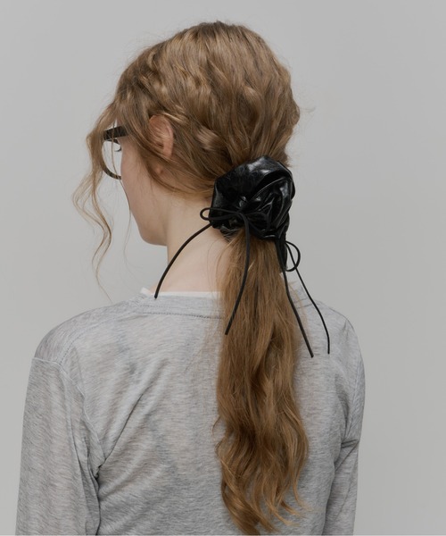 Su1.（スイ） シュシュ 「Su1.」スウェードリボン×フェイクレザー