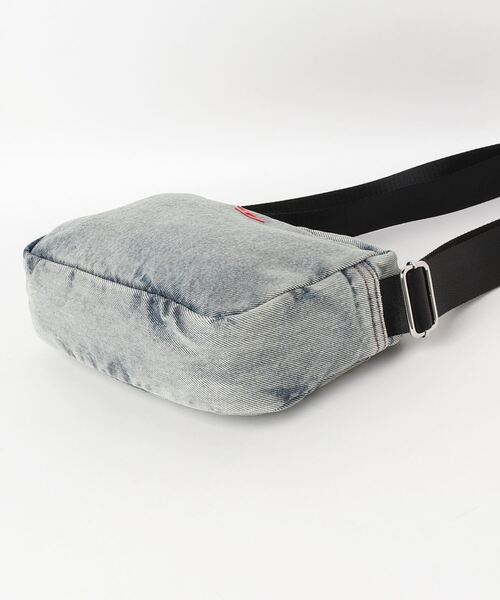 【超希少！】DIESEL グラデーション ショルダーバッグ　ネイビー×ホワイト 超希少！】DIESEL グラデーション ショルダーバッグ ネイビー×ホワイト