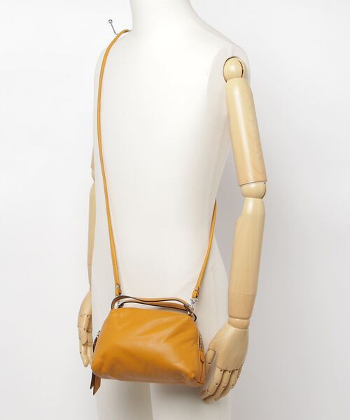 「GIANNI CHIARINI」 2WAYバッグ FREE マスタード レディース_画像6