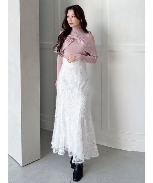 値下げ 極美品 春ニット YUKI SHIMANE オフショルダーリボン ニット MERCURYDUO（マーキュリーデュオ） ニット セーター オフショルリボン