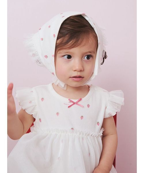 出産祝い 「ラッピング済み」「BABY」ストロベリー柄チュールロンパース＆スタイSETの画像