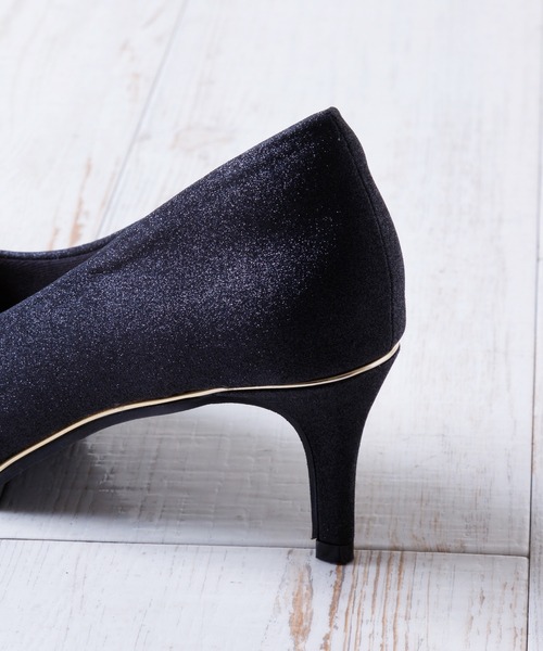 Ferragamo ポインテッドトゥヒール ブラック/ゴールド FERRAGAMO フェラガモ ポインテッド トゥ パンプス リボン