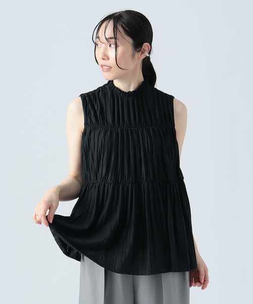 Heve heart neck peplum  OHGA liten ブラウス Heve heart neck peplum OHGA liten ブラウス