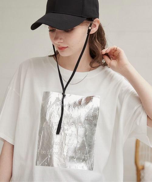 メタリックシルバー オーバーサイズTシャツ ワンフォークロージング 1111clothing ◇総柄 タギング Tシャツ