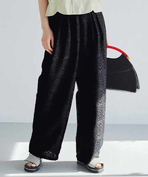 MEDE19F（メデジュウキュウ） パンツ レース素材のリラックスパンツ