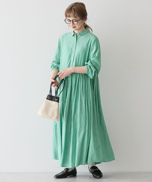美品 UNTITLED ギャザーワンピース ネイビー サイズ2*ED1164 AMERICAN HOLIC ワンピース サラックールアソートギャザー