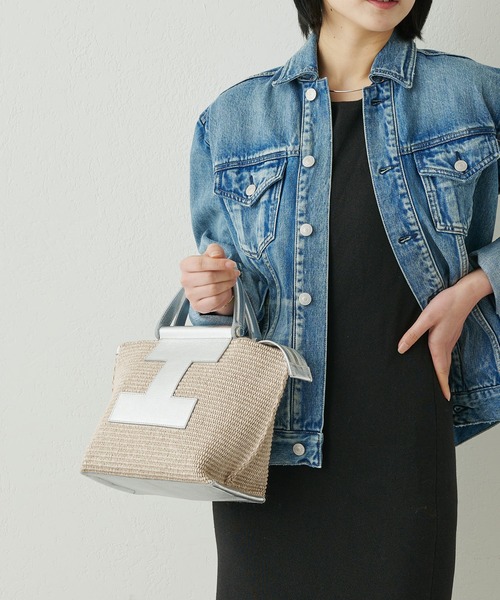 IACUCCI（イアクッチ） 2WAYバッグ FREE シルバー レディース