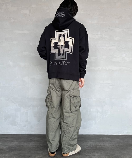PENDLETON（ペンドルトン） パーカー 別注 ネイティブ柄 バック 