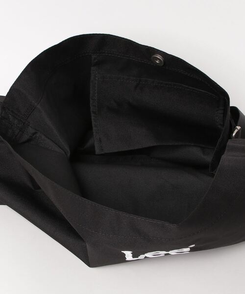 Lee（リー） ショルダーバッグ ワンポイントロゴ刺繍ビッグショルダー