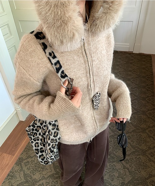 MAISON DE THERESE（メゾン ド テレーズ） ニット セーター ファー付き